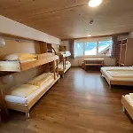Hostel Jugend- Und Wenghofgut