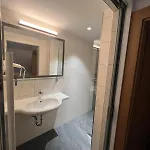 Hostel Jugend- Und Wenghofgut