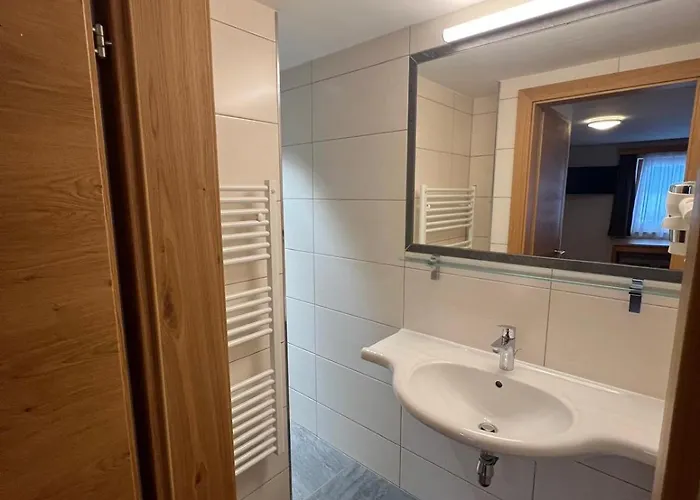 Hostel Jugend- Und Wenghofgut *