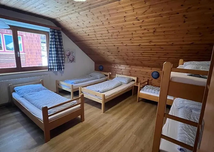 Jugend- Und Wenghofgut Hostel *