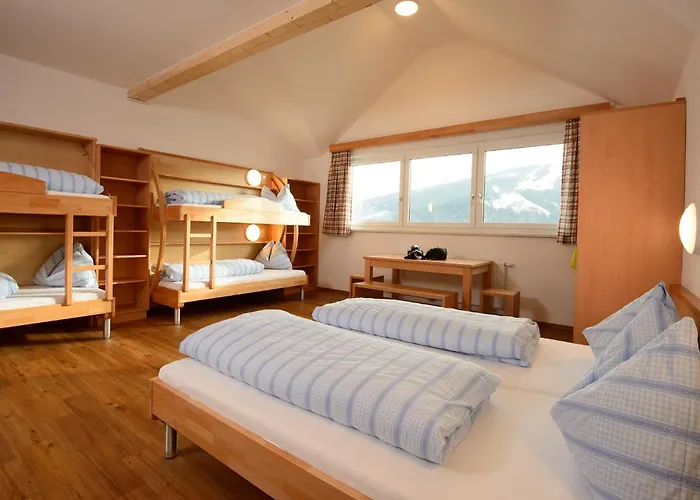 Jugend- Und Wenghofgut Hostel