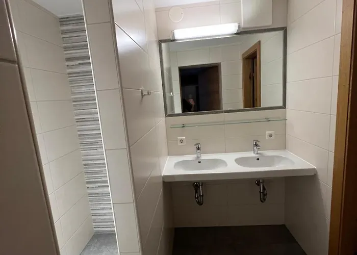 Hostel Jugend- Und Wenghofgut *