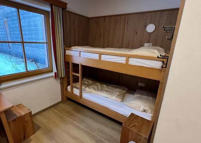 Jugend- Und Wenghofgut *